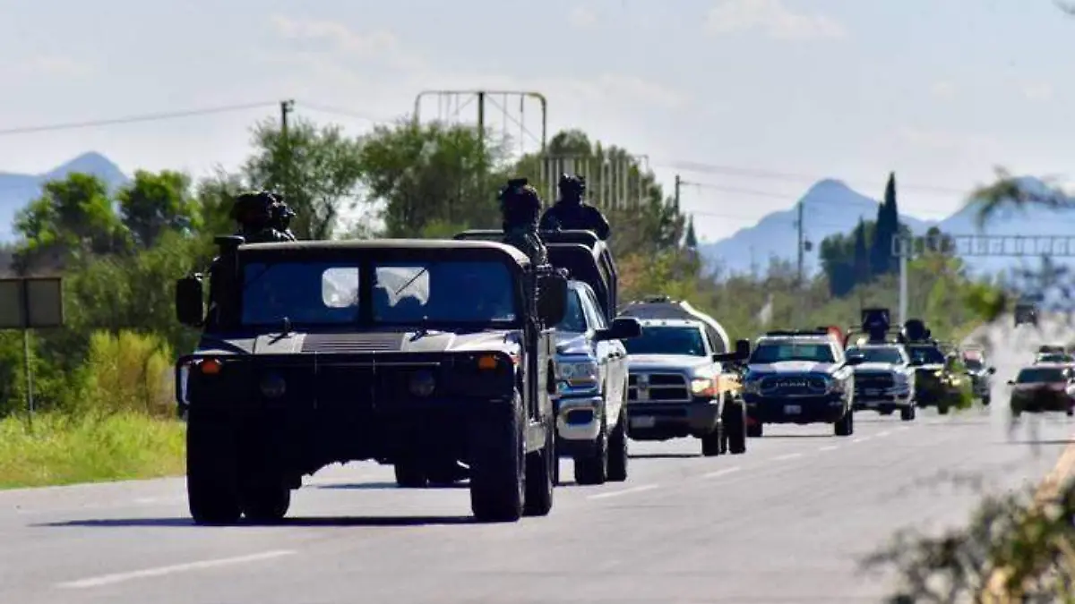 Movilización Ojinaga convoy agentes SWAT Fuerzas Especiales